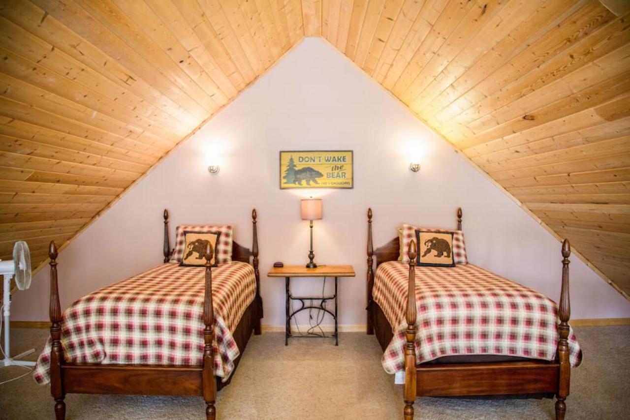 Twin Owls Lodge, Great For Families Master Bedroom, Loft, Full Kitchen, Dogs Ok Estes Park Eksteriør bilde